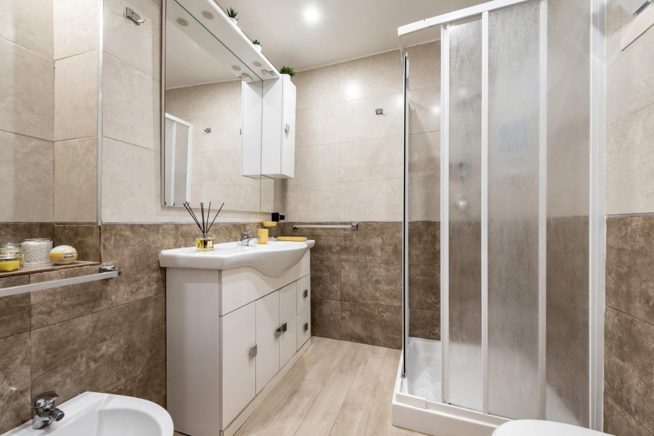 باري Yhellow Home Comfy Apartment المظهر الخارجي الصورة